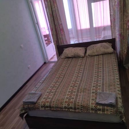 Hotel Gostinyi Dvor Bosteri Extérieur photo